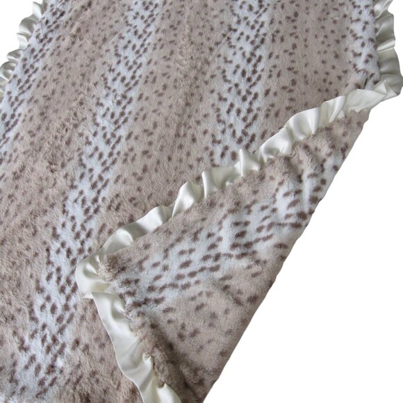 Max Daniel Baby Blanket Plush Brown Cream Snow Lynx Print Satin Ruffle USA MADE - Picture 4 of 7